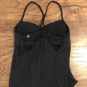 LULULEMON TANK WITH BUILT IN BRA
